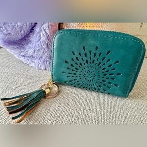 New Peacock Blue Starburst Faux Leather Zip RFID Blocking Card Holder Wallet